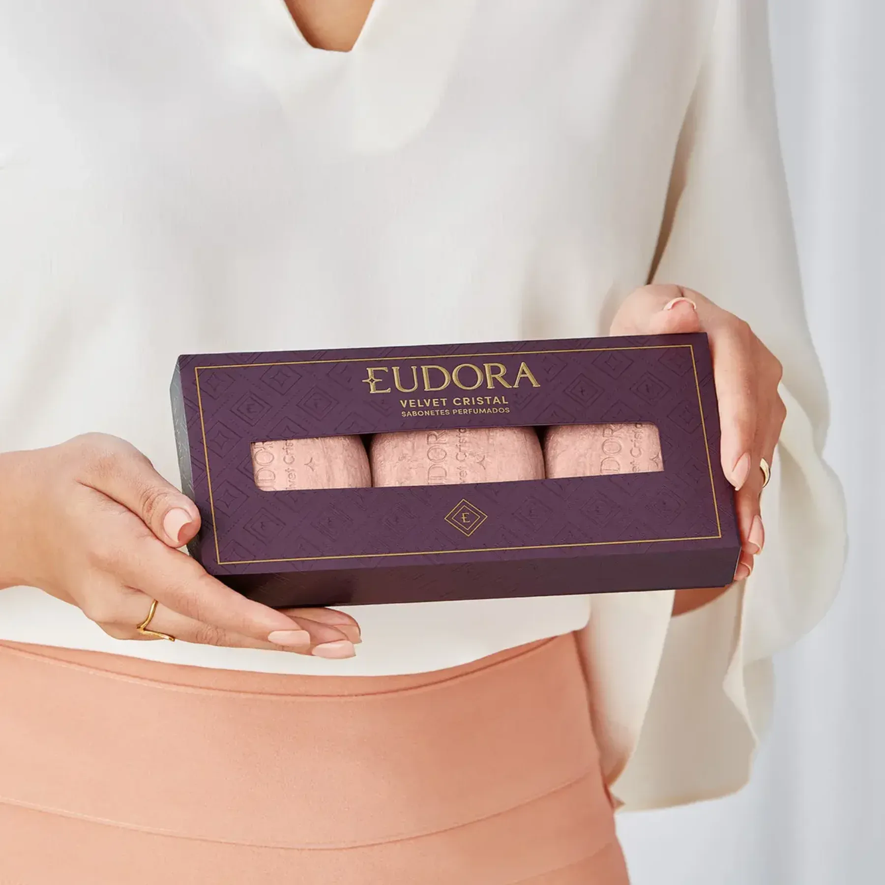 SABONETES VELVET -3-